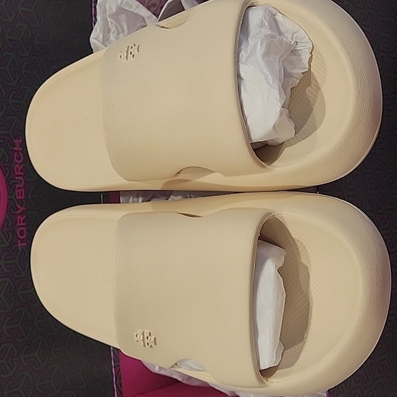 Tory Burch Slide - Picture 4 of 6